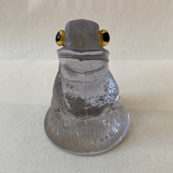 Summit Glass Frog Figurine - Picture 2 of 8